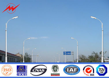 Cina Outdoor 6M Double Arm Painting Tiang Baja Galvanis Q234 Bahan untuk Pencahayaan Jalan pemasok