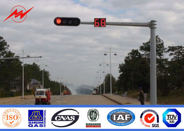 Cina 6m Traffic Light Pole Durable Single Arm Signal Road Light Pole With Anchor Bolts pemasok