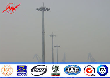 Cina Galvanized Octagonal 45M High Mast Light Pole Dengan Platform Bracket Arm Untuk Lighting Stadium pemasok
