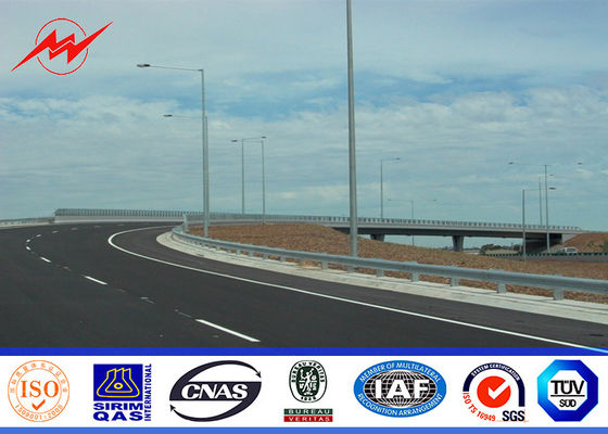 6M-12M tinggi Street Light Pole degisn hot dip permukaan galvanis