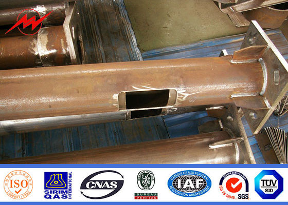 Lapisan powder coating 25m pusat tiang tiang dengan pencahayaan tinggi dengan sistem pengangkat