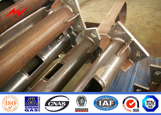 Lapisan powder coating 25m pusat tiang tiang dengan pencahayaan tinggi dengan sistem pengangkat