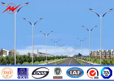 6m Single Arm Hot Dip Galvanized Steel Pole Untuk Pencahayaan Luar Ruangan Outdoor