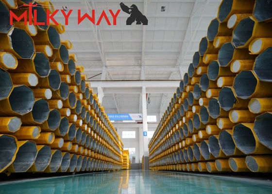 Menara Tiang Tunggal Oktagonal Galvanis 50 kaki untuk Distribusi Komunikasi