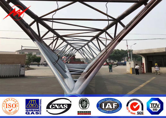 Komunikasi Telekomunikasi Baja Mono Pole Telecom Tiga Kaki Tower Dengan 86 Galvanisasi Standar