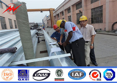 Berkualitas baik menyesuaikan Ip65 6M 10M Hot Dip baja galvanis, Arm ganda dipimpin tiang lampu jalan