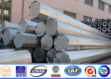 Tiang Lampu Jalan Tenaga Surya Luar Ruangan Multi Sisi 8m Sampai 14m Dengan Lengan Silang 2m