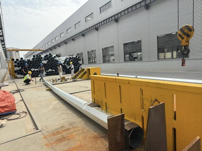 Tiang Listrik Baja Galvanis 80FT 90FT 138KV untuk Distribusi Listrik 1